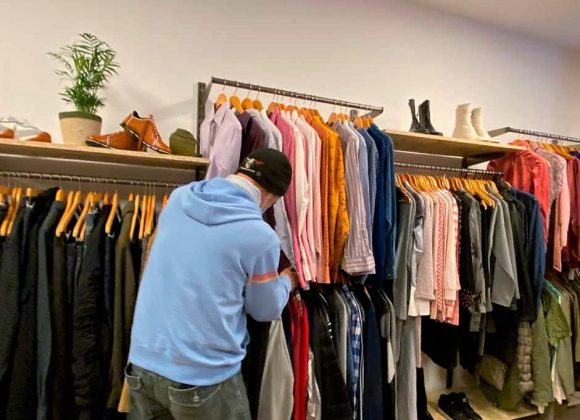 ABRE LA PRIMERA TIENDA DE MODA RE- DE CÁRITAS IBIZA