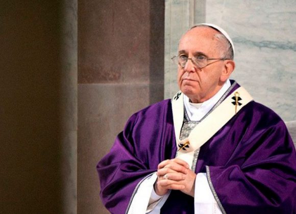 EL PAPA INVITA A UNA JORNADA DE ORACIÓN Y AYUNO POR LA PAZ EN UCRANIA