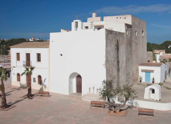 EL MAL TIEMPO OBLIGA A APLAZAR LA PEREGRINACIÓN JUBILAR DE LAS PARROQUIAS DE FORMENTERA A LA CATEDRAL