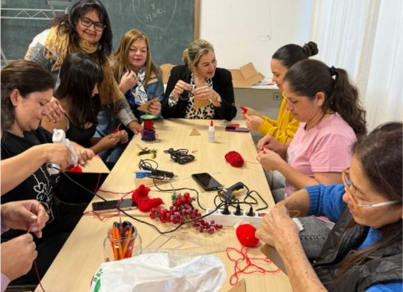TALLERES DE MANUALIDADES Y COSTURA EN LA PARROQUIA DEL ROSER Y SANT CIRIAC
