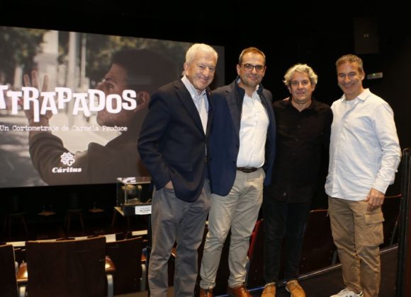 CÁRITAS PLANTEA EL DRAMA DE LA EXCLUSIÓN SOCIAL EN UN CORTOMETRAJE DE IÑAKI MERCERO CÁRITAS PLANTEA EL DRAMA DE LA EXCLUSIÓN SOCIAL EN UN CORTOMETRAJE DE IÑAKI MERCERO