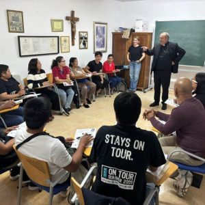 EL OBISPO CONCLUYE LA VISITA PASTORAL A TODAS LAS PARROQUIAS PITIUSAS