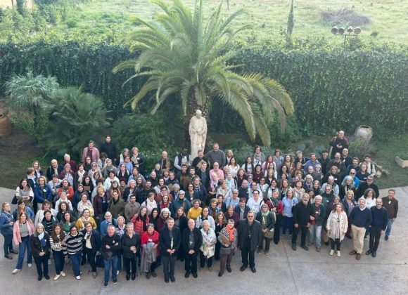 CATEQUISTAS DE CATALUÑA Y BALEARES DEBATEN EL USO RESPONSABLE DE LA TECNOLOGÍA Y NUEVAS ESTRATEGIAS PEDAGÓGICAS