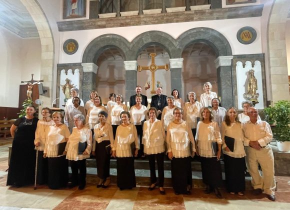 EL COR PARROQUIAL DE SANTA CREU CUMPLE 20 AÑOS