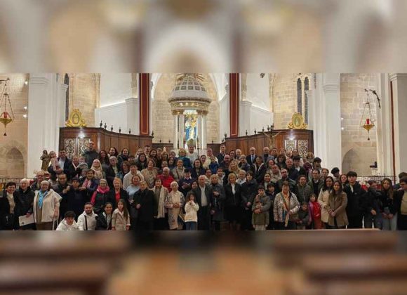 LA DELEGACIÓN DE FAMILIA Y VIDA Y LA PARROQUIA DE PUIG D’EN VALLS PEREGRINAN A LA CATEDRAL