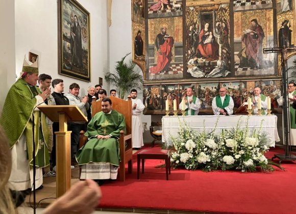 TOMA POSESIÓN EL NUEVO PÁRROCO DE NUESTRA SEÑORA DE JESÚS TOMA POSESIÓN EL NUEVO PÁRROCO DE NUESTRA SEÑORA DE JESÚS