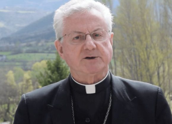 EL ARZOBISPO-OBISPO EMÉRITO DE URGELL, MONS. JOAN-ENRIC VIVES, PREGONERO DE LA SEMANA SANTA DE IBIZA EL ARZOBISPO-OBISPO EMÉRITO DE URGELL, MONS. JOAN-ENRIC VIVES, PREGONERO DE LA SEMANA SANTA DE IBIZA