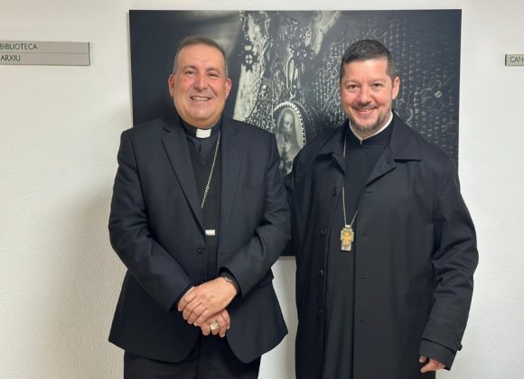 EL ARZOBISPO DE LA IGLESIA ORTODOXA GRIEGA EN ESPAÑA Y PORTUGAL VISITA AL OBISPO DE IBIZA EL ARZOBISPO DE LA IGLESIA ORTODOXA GRIEGA EN ESPAÑA Y PORTUGAL VISITA AL OBISPO DE IBIZA