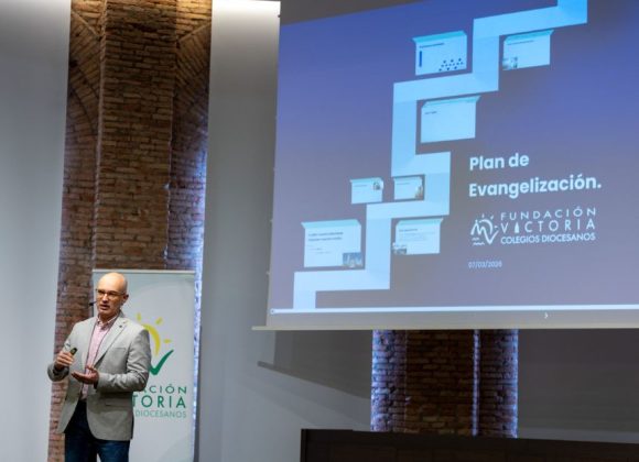 EL DELEGADO DE ENSEÑANZA DE IBIZA PRESENTA EN MÁLAGA EL PLAN DE EVANGELIZACIÓN PARA LOS COLEGIOS DIOCESANOS EL DELEGADO DE ENSEÑANZA DE IBIZA PRESENTA EN MÁLAGA EL PLAN DE EVANGELIZACIÓN PARA LOS COLEGIOS DIOCESANOS