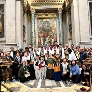 UNA PEREGRINACIÓN DE LA PARROQUIA DE JESUS LLEVA A ROMA EL FOLKLORE Y LAS TRADICIONES IBICENCAS