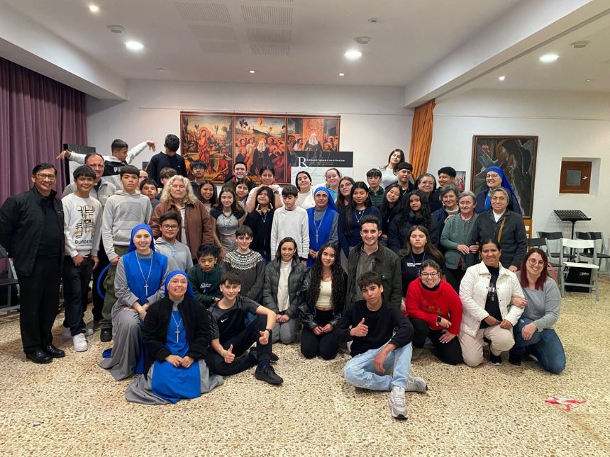 UNA TREINTENA DE JÓVENES PARTICIPAN EN EL TALLER DE DISCERNIMIENTO VOCACIONAL UNA TREINTENA DE JÓVENES PARTICIPAN EN EL TALLER DE DISCERNIMIENTO VOCACIONAL