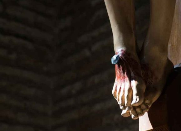 SEMANA SANTA: LA VICTORIA DE CRISTO SOBRE LA MUERTE SEMANA SANTA: LA VICTORIA DE CRISTO SOBRE LA MUERTE