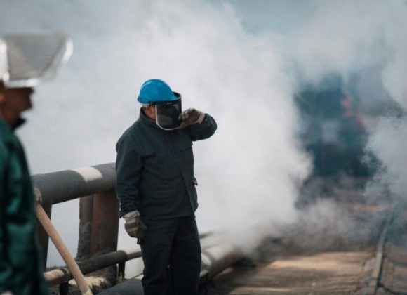 DÍA DE LA SEGURIDAD Y SALUD EN EL TRABAJO: PONER LA VIDA EN EL CENTRO Y LOGRAR UN PAÍS QUE CUIDE DÍA DE LA SEGURIDAD Y SALUD EN EL TRABAJO: PONER LA VIDA EN EL CENTRO Y LOGRAR UN PAÍS QUE CUIDE