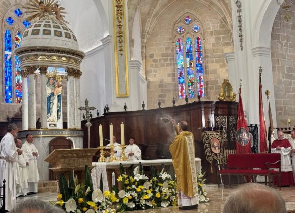 LA DIÓCESIS CELEBRA LA SOLEMNIDAD DEL CORPUS CHRISTI LA DIÓCESIS CELEBRA LA SOLEMNIDAD DEL CORPUS CHRISTI