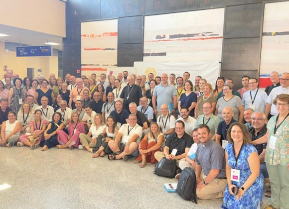 LA ESCUELA DE VERANO DE SALAMANCA MARCA LAS PAUTAS PARA EL DESARROLLO PROFESIONAL DEL PROFESORADO DE RELIGIÓN LA ESCUELA DE VERANO DE SALAMANCA MARCA LAS PAUTAS PARA EL DESARROLLO PROFESIONAL DEL PROFESORADO DE RELIGIÓN
