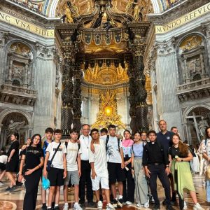 PEREGRINACIÓ DIOCESANA A ROMA DE JOVES DE CONFIRMACIÓ PEREGRINACIÓ DIOCESANA A ROMA DE JOVES DE CONFIRMACIÓ
