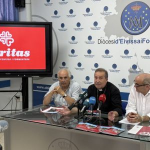 CÀRITES DIOCESANA VA AMPLIAR EL 2025 LA SEVA AJUDA ALS MÉS VULNERABLES D’EIVISSA I FORMENTERA CÀRITES DIOCESANA VA AMPLIAR EL 2025 LA SEVA AJUDA ALS MÉS VULNERABLES D’EIVISSA I FORMENTERA