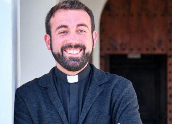 DANIEL MARTÍN TOMA POSESIÓN ESTE DOMINGO COMO NUEVO PÁRROCO DE SANT CARLES DANIEL MARTÍN TOMA POSESIÓN ESTE DOMINGO COMO NUEVO PÁRROCO DE SANT CARLES