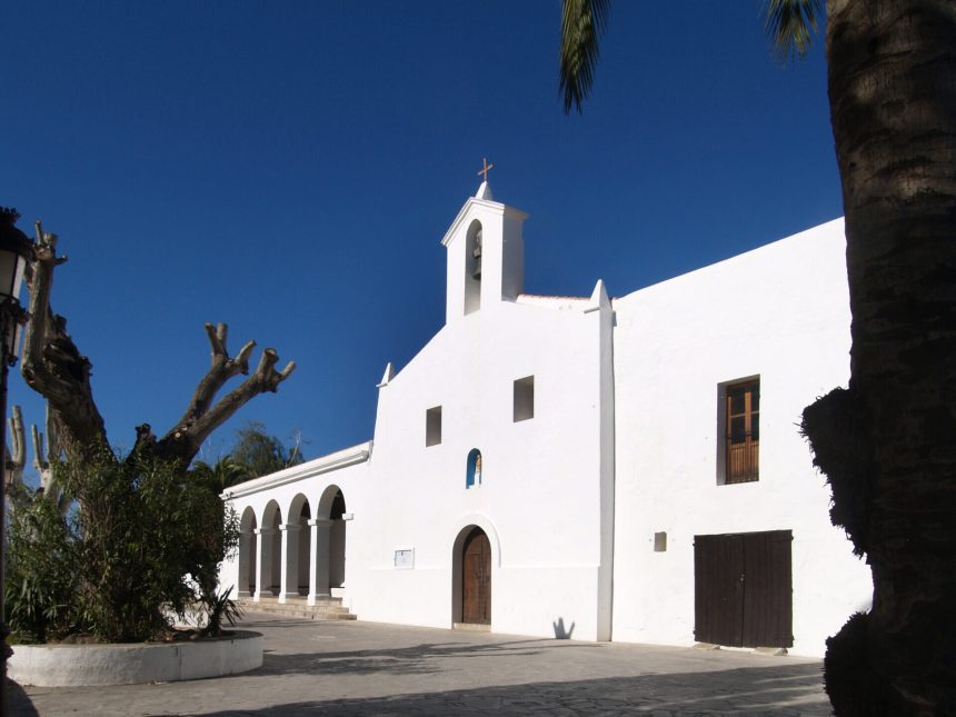 LA PARROQUIA DE NUESTRA SEÑORA DE JESÚS CELEBRA EL 8 DE SEPTIEMBRE SU FIESTA PATRONAL LA PARROQUIA DE NUESTRA SEÑORA DE JESÚS CELEBRA EL 8 DE SEPTIEMBRE SU FIESTA PATRONAL