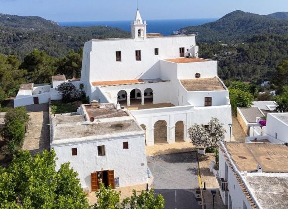 LA PARROQUIA Y EL PUEBLO DE SANT MIQUEL CELEBRAN ESTE MARTES SU FIESTA PATRONAL