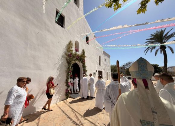 LA PARROQUIA DE NUESTRA SEÑORA DE JESÚS CELEBRA ESTE MARTES EL DÍA DE SU PATRONA LA PARROQUIA DE NUESTRA SEÑORA DE JESÚS CELEBRA ESTE MARTES EL DÍA DE SU PATRONA