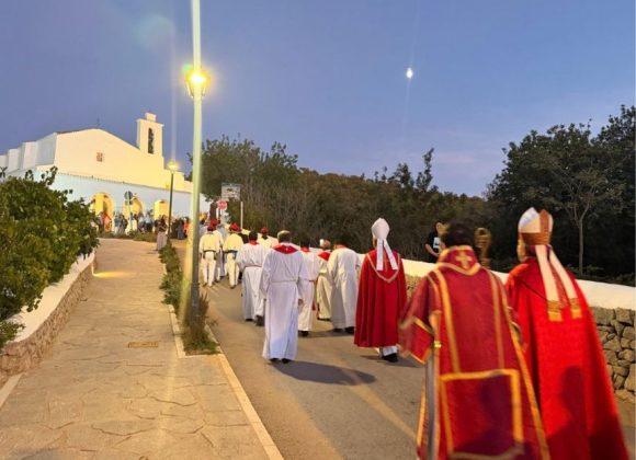 LA PARROQUIA DE SANT MATEU HONRA A SU PATRÓN LA PARROQUIA DE SANT MATEU HONRA A SU PATRÓN