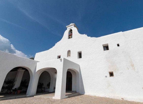 LA PARROQUIA DE SANT RAFEL ORGANIZA UNA COMIDA POPULAR PARA RECAUDAR FONDOS